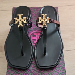 Tory Burch Roxanne Jelly Sandal. Size 6.